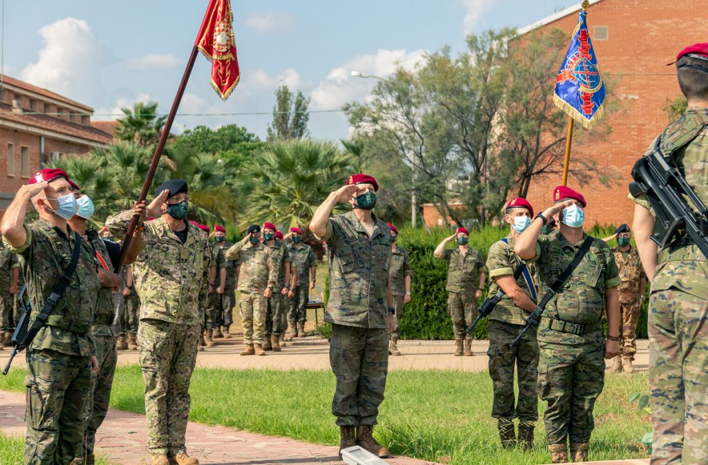 El Cuartel General De B Tera Conmemora El D A De La Fiesta Nacional